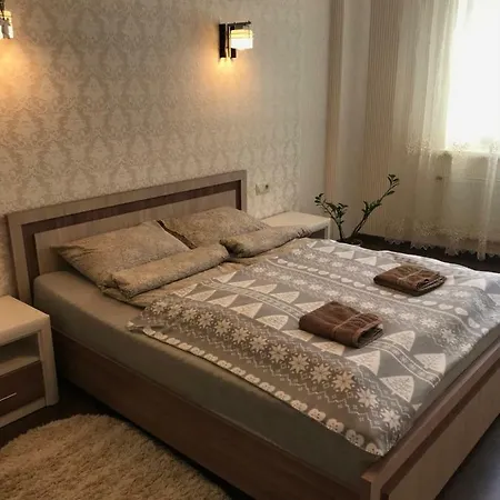 Rzhavetskaya, 5 Апартаменти *
